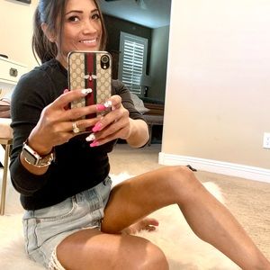 Meet your Posher, Roselyn